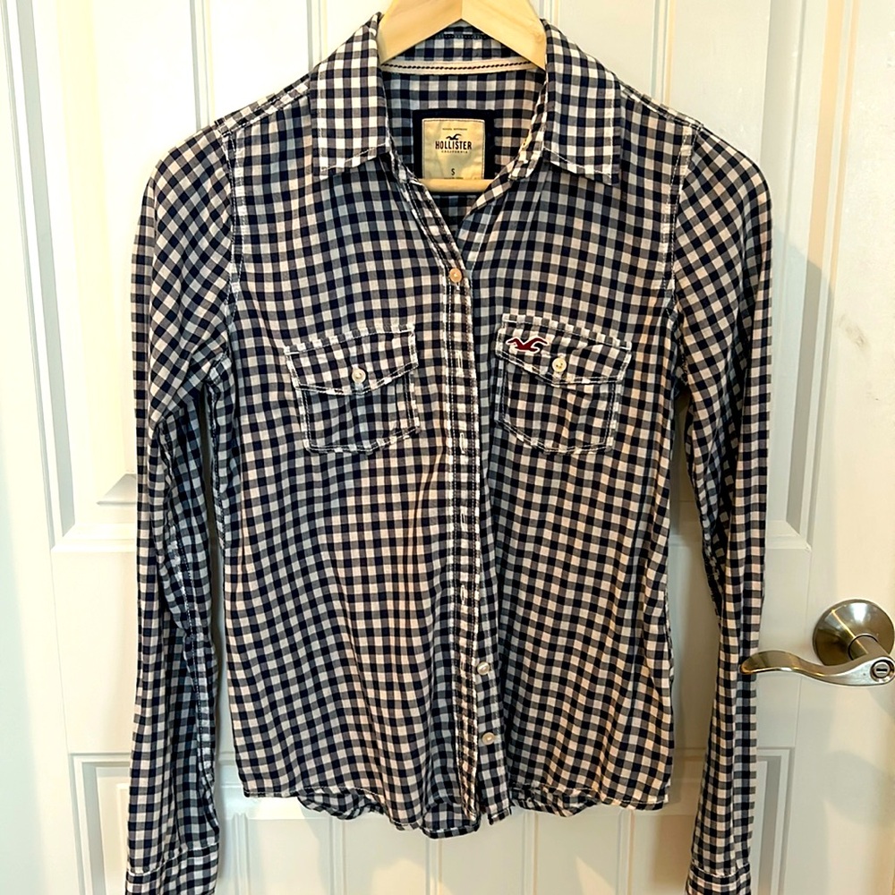 Hollister navy and white checked button up shirt. Size S